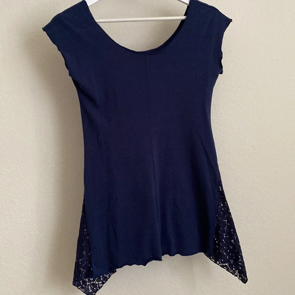 Xylem Clothing Fairy Lace Top Navy M - Picture 3 of 6